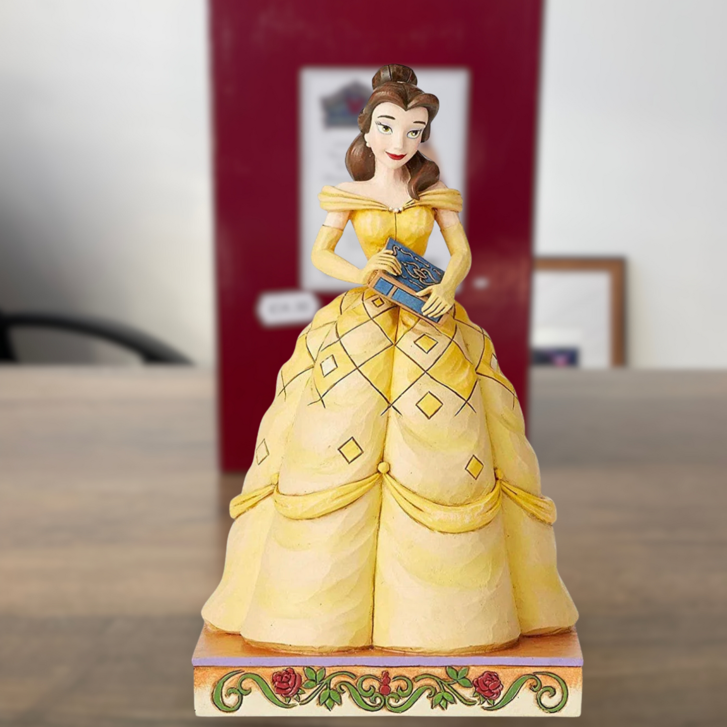 Figurine Princesse Belle – Disney Traditions
