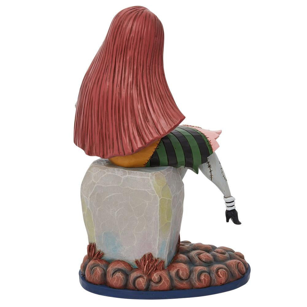 Figurine Sally sur une Pierre Tombale – Disney Traditions